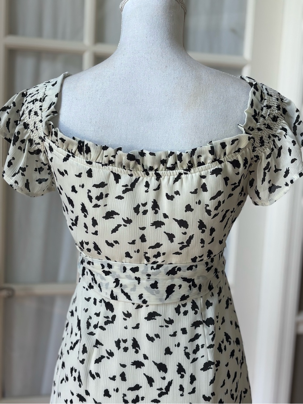Wild Honey NWT Western Milkmaid Mini Dress Ivory Black Tie Waist S - Picture 5 of 11